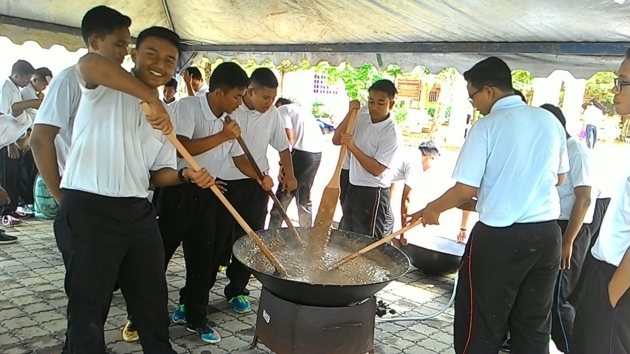 Bala tentera Majlis hari ini.